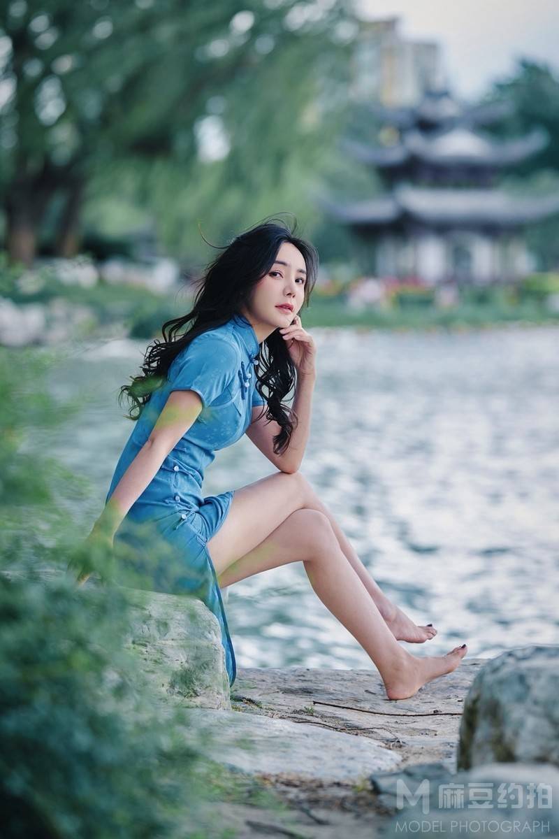 宝丽来模特
