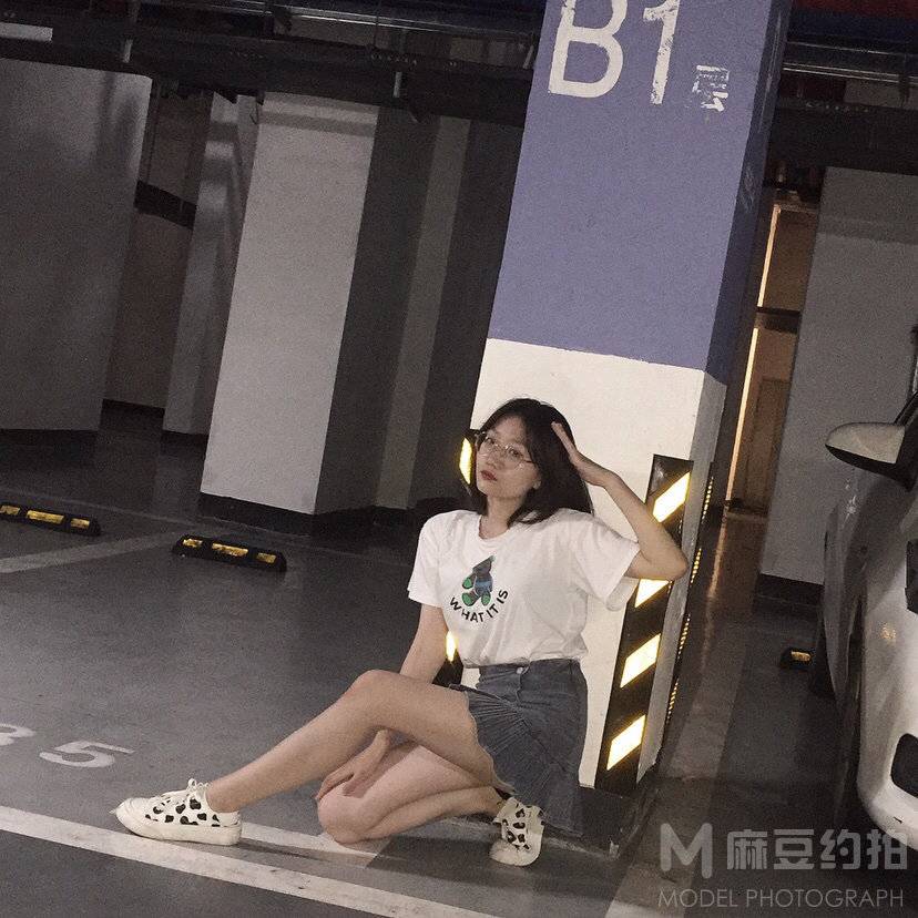 校园模特
