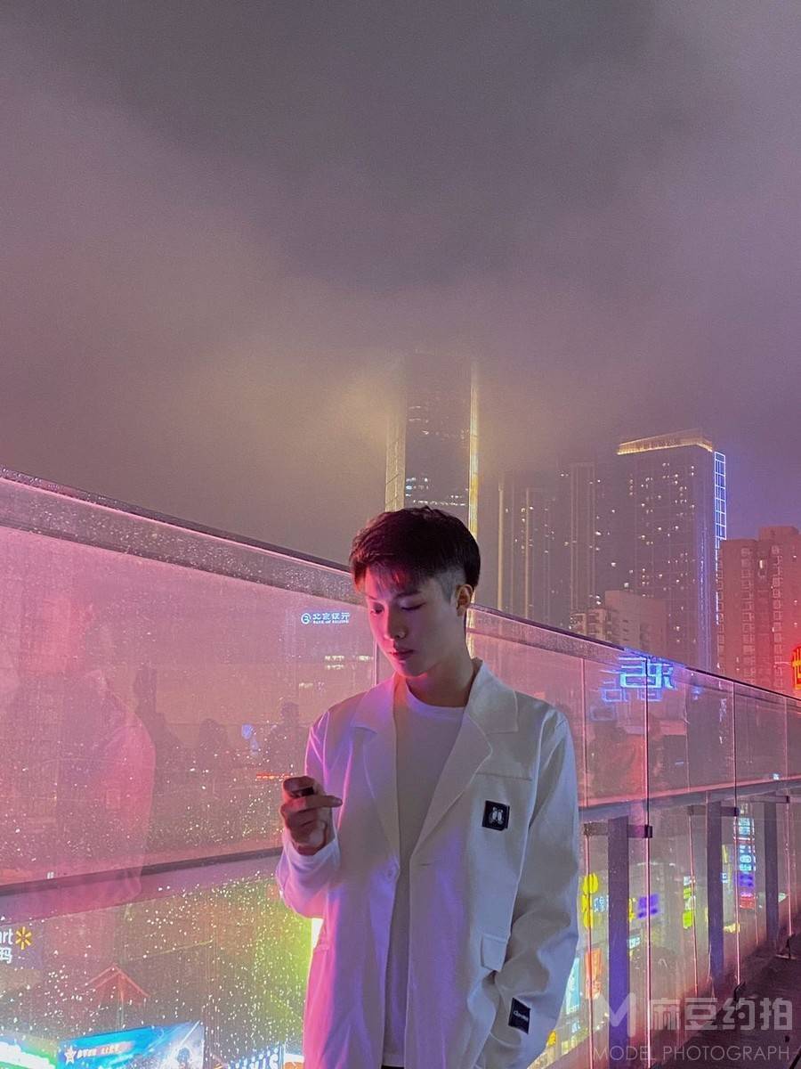 时尚模特