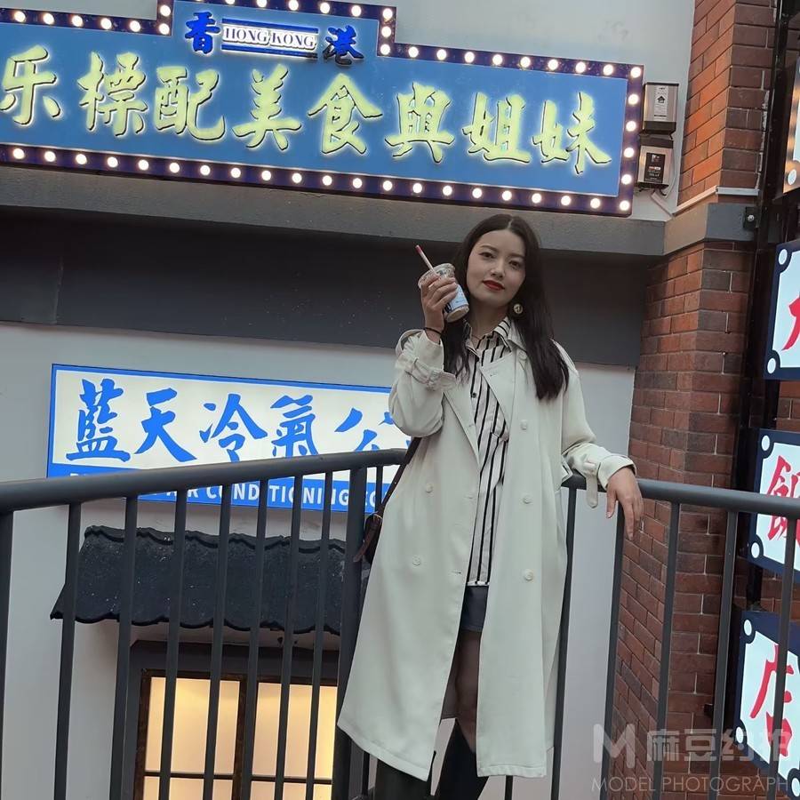 纪实模特