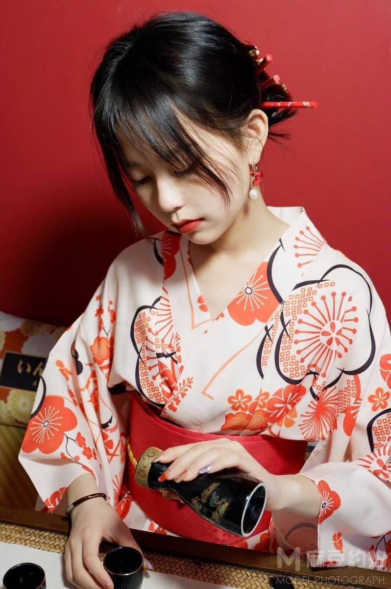 和服模特