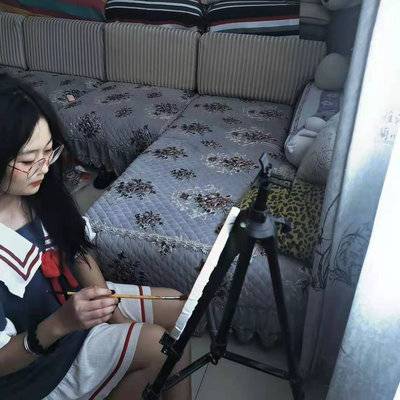 校园模特