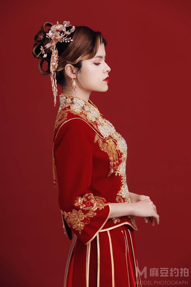 妆容模特