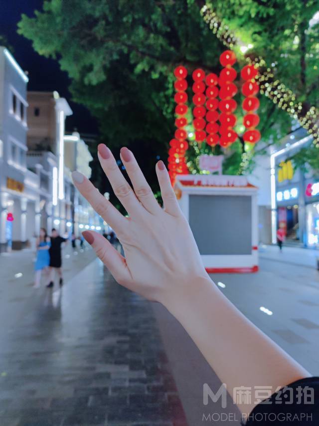 清新模特