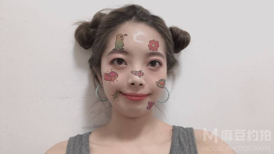 少女模特