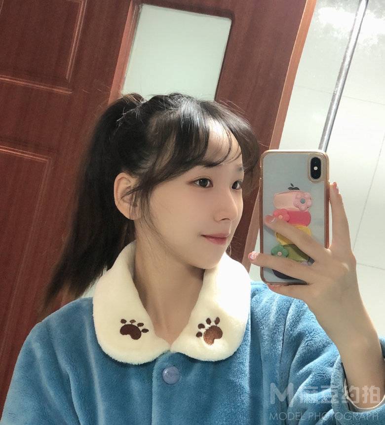 纪实模特