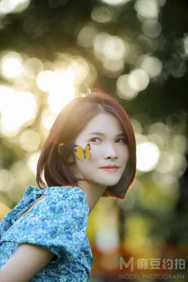 校园模特