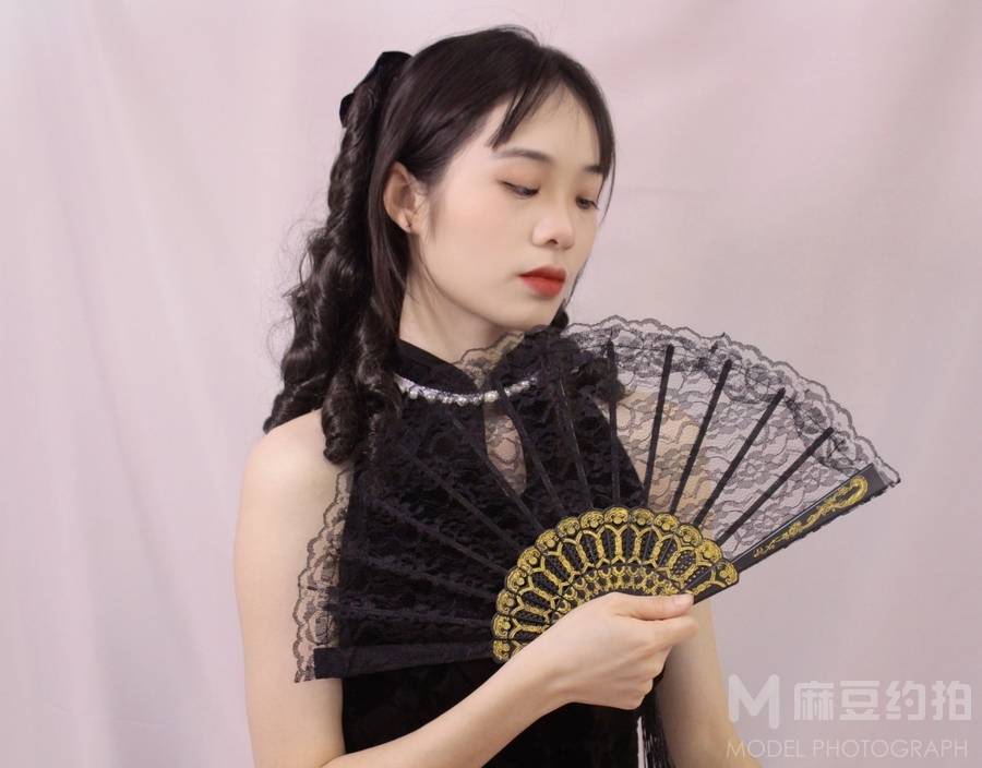 民国模特