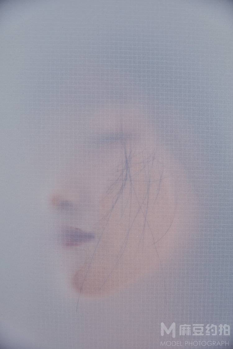黑白模特