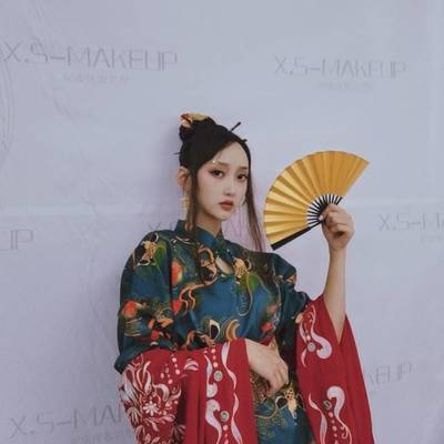 妆容模特