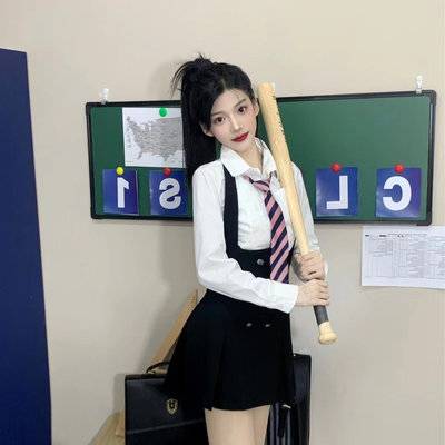 黑白模特