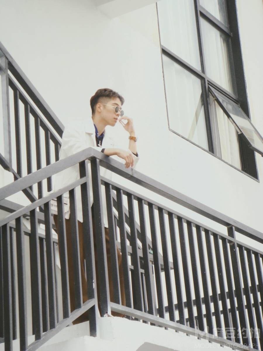 胶片模特