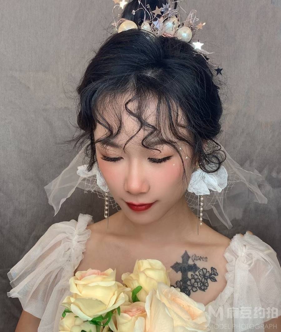 妆容模特