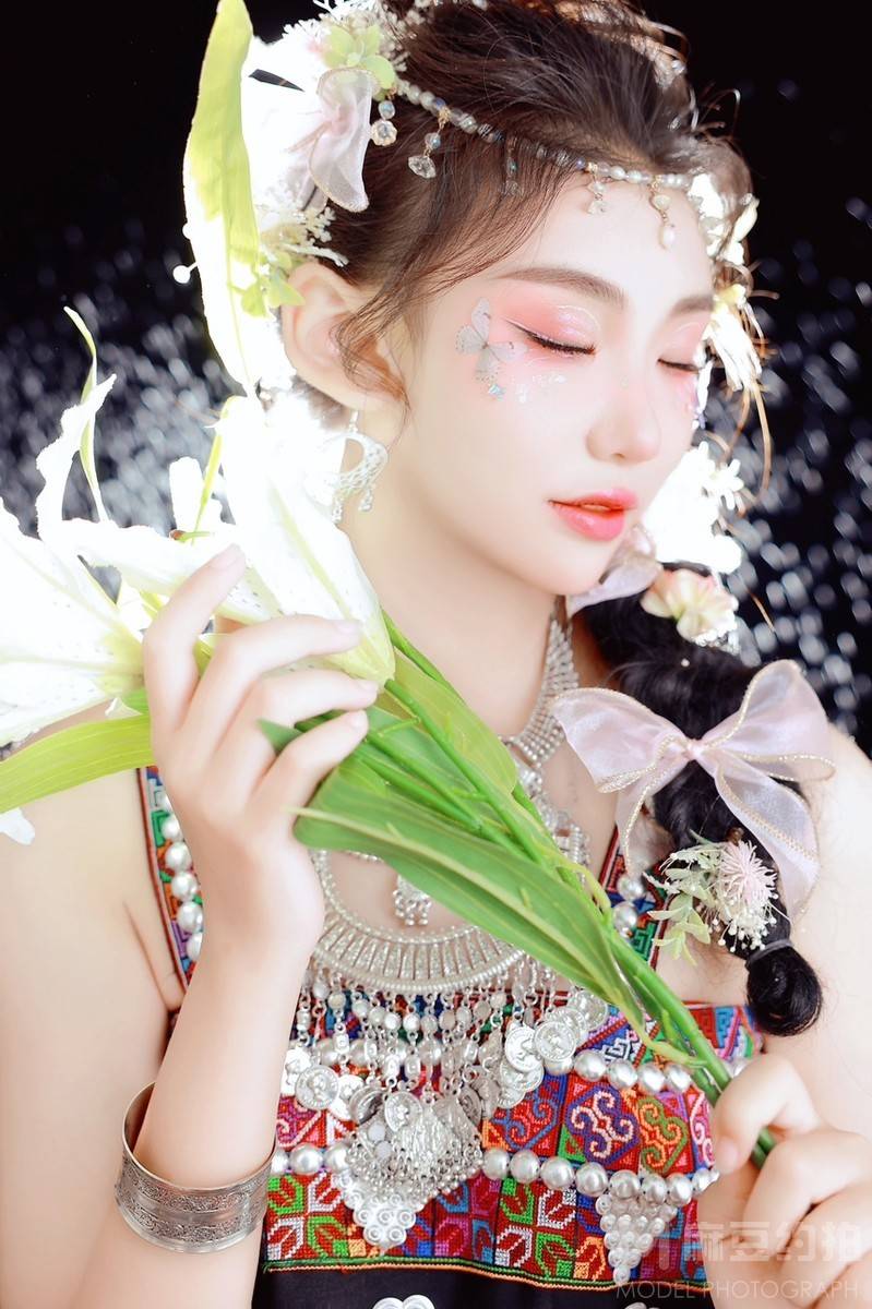 妆容模特