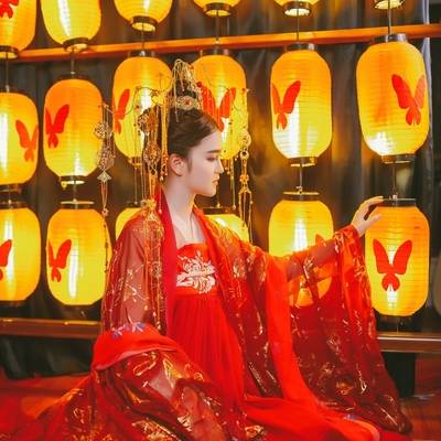 汉服模特