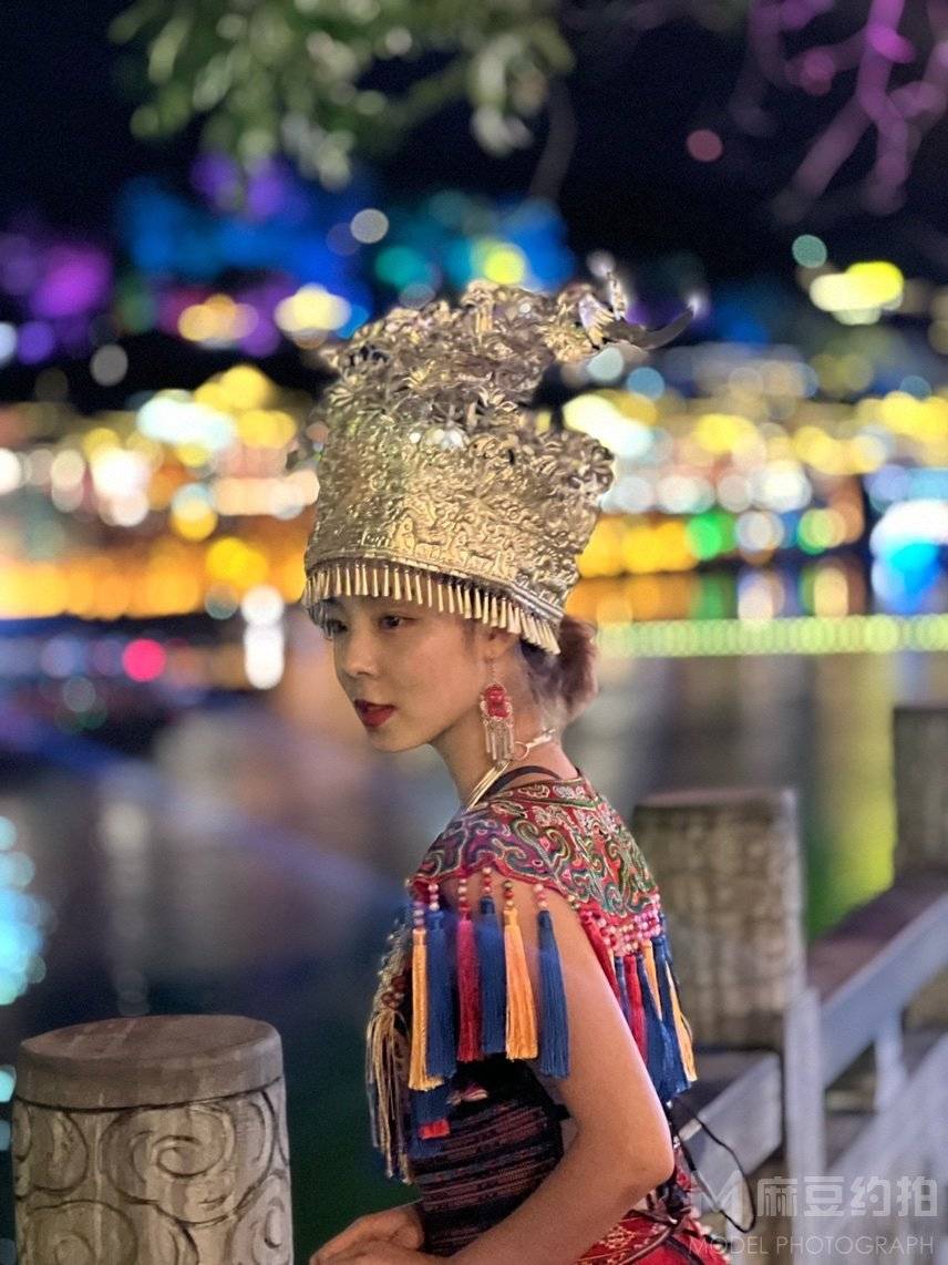 夜景模特