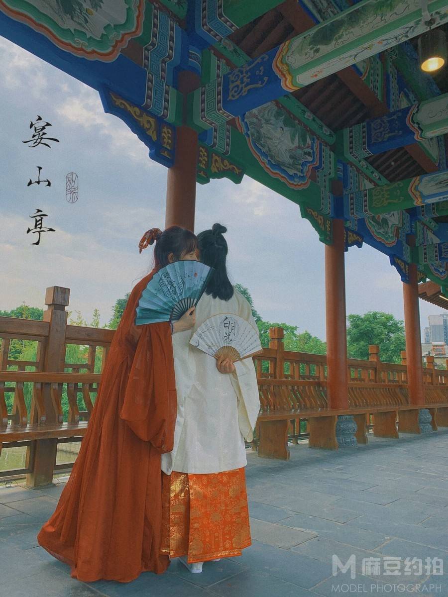 情侣模特