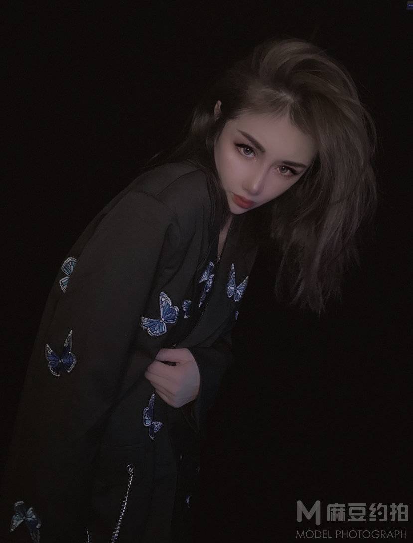 暗黑模特