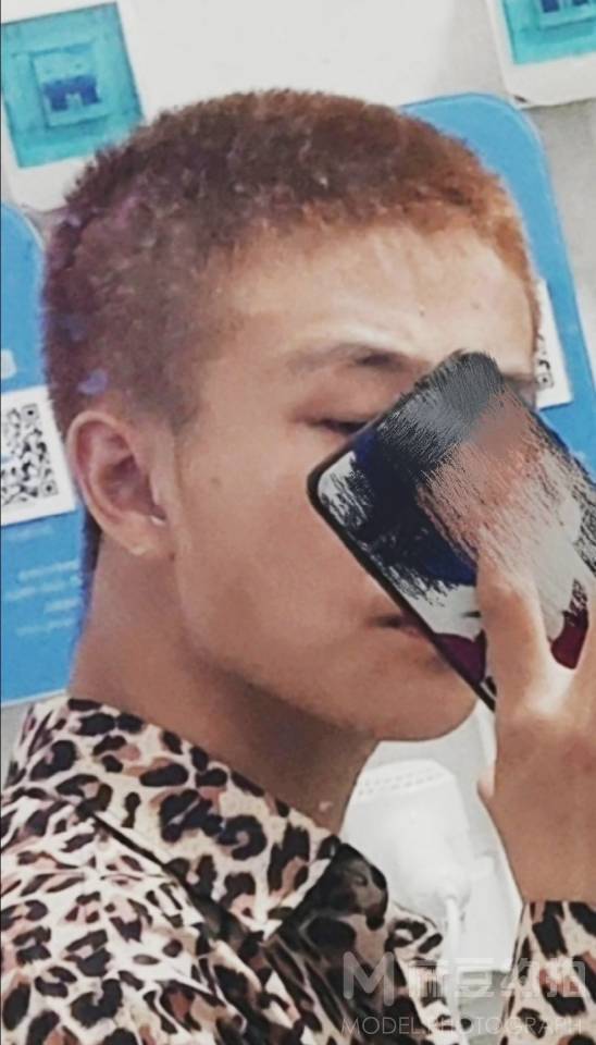 纪实模特