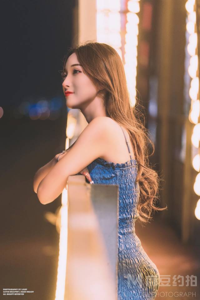 夜景模特