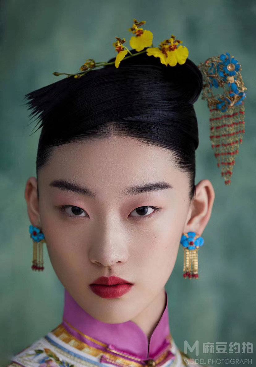 妆容模特