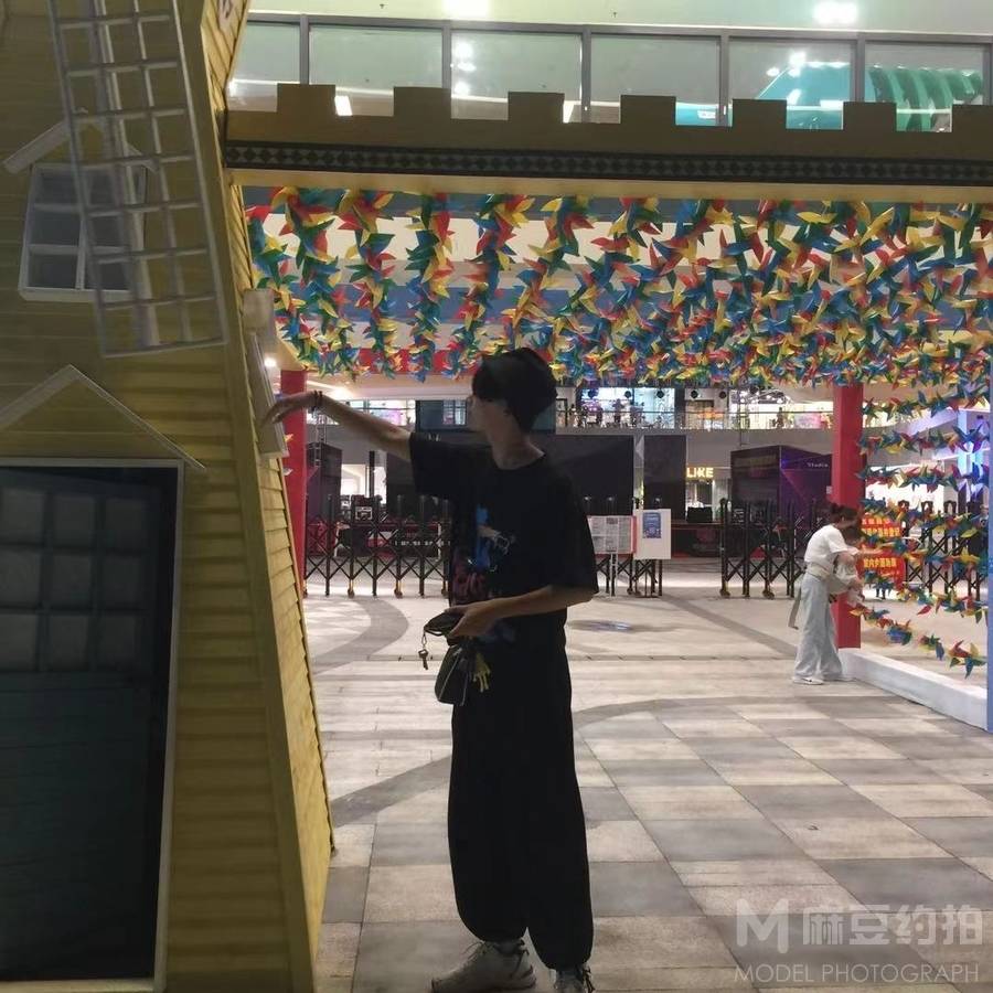 民国模特