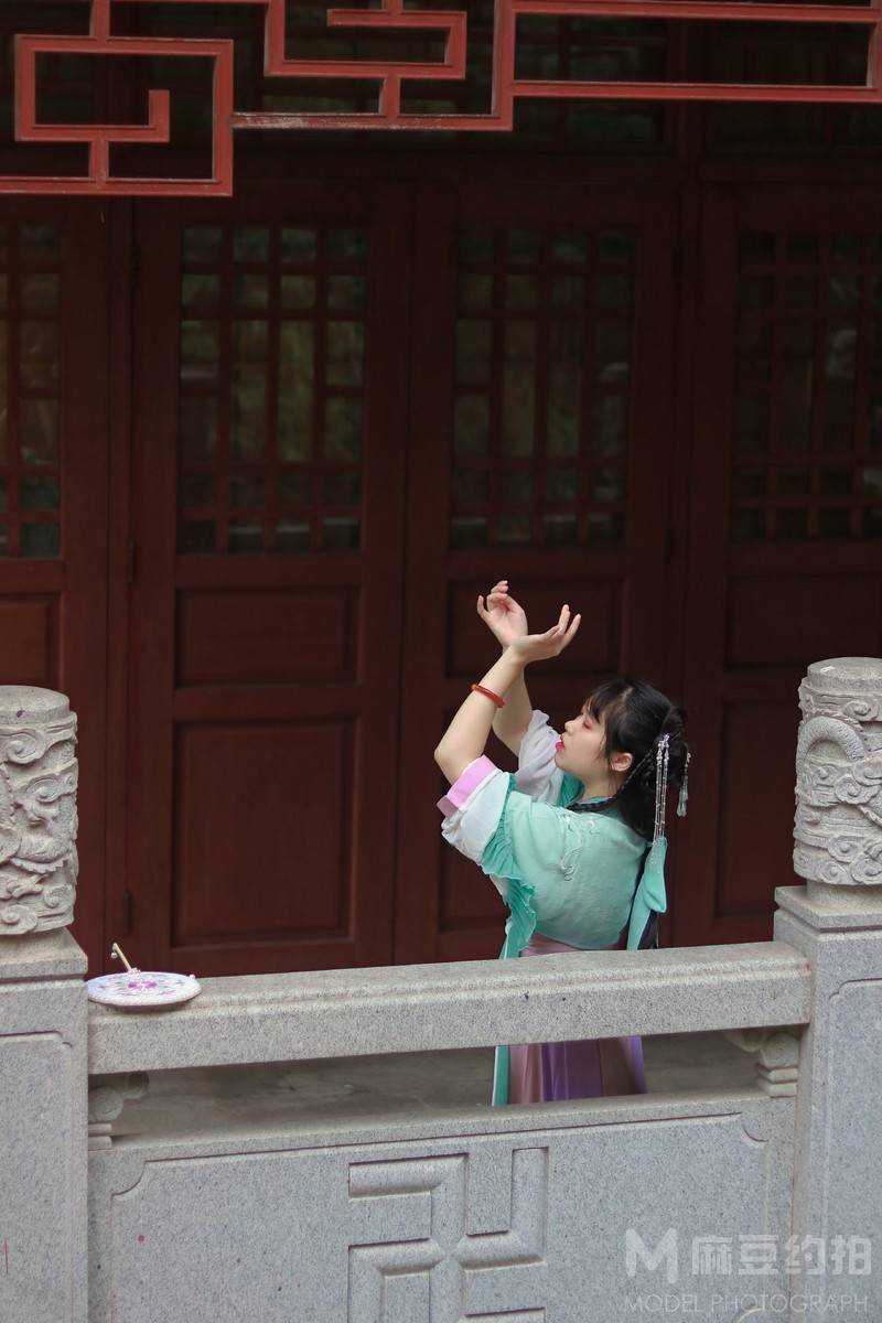 汉服模特