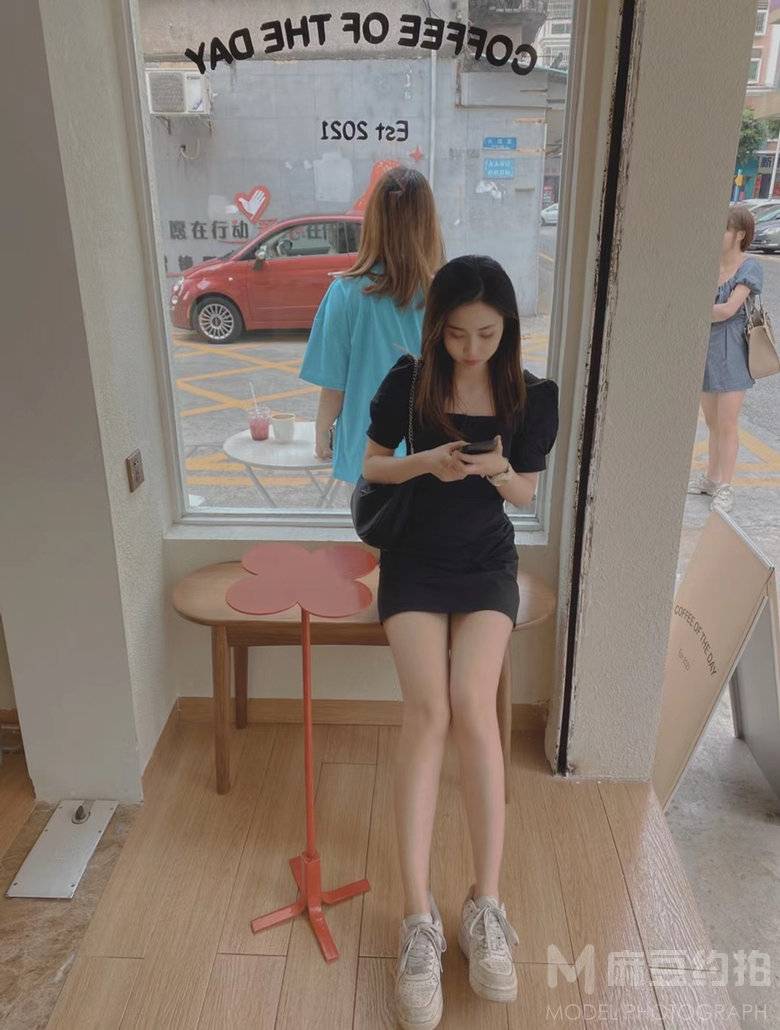 胶片模特