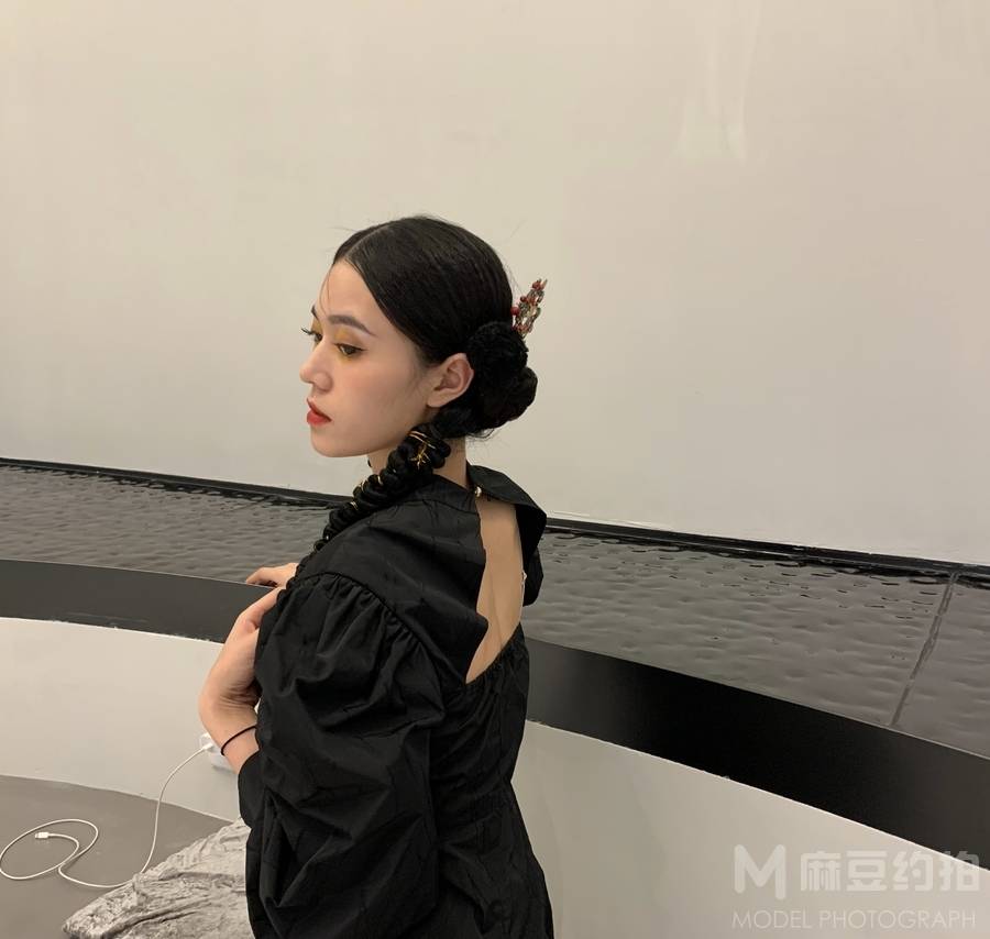 妆容模特