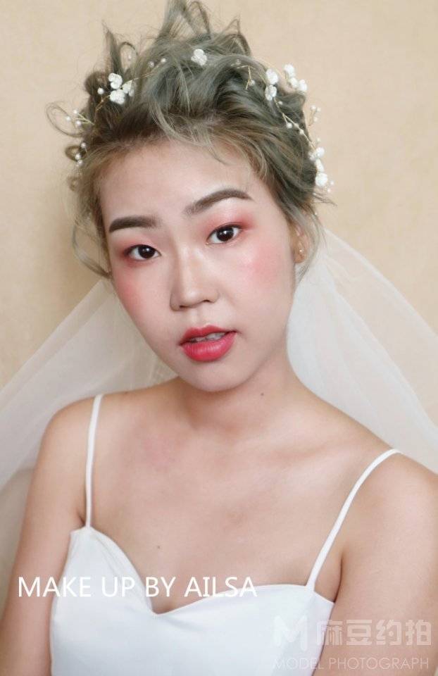 妆容模特