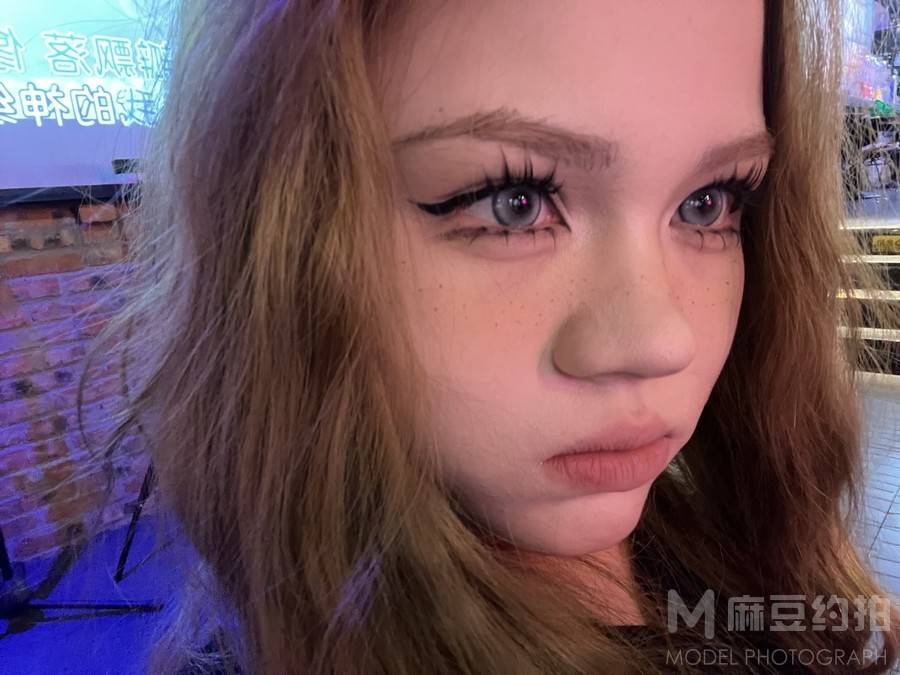 妆容模特
