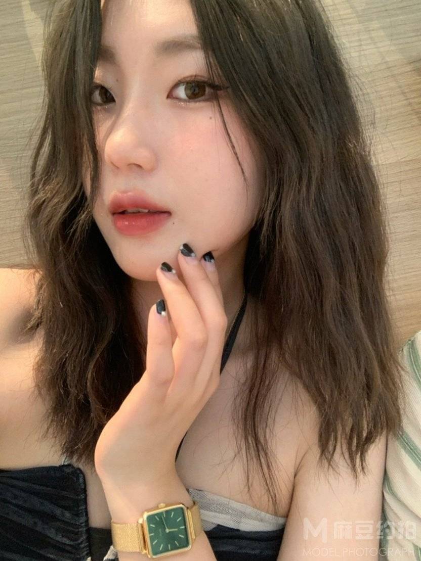 胶片模特