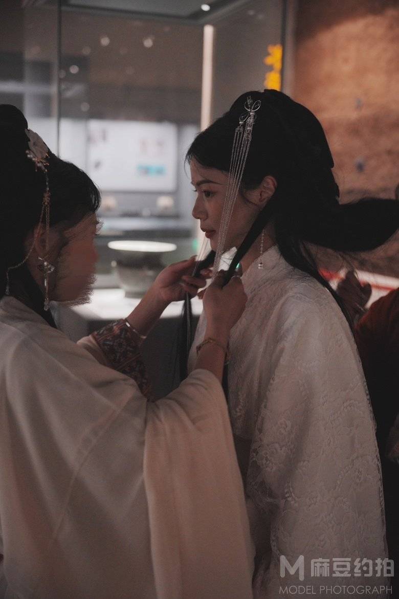 汉服模特