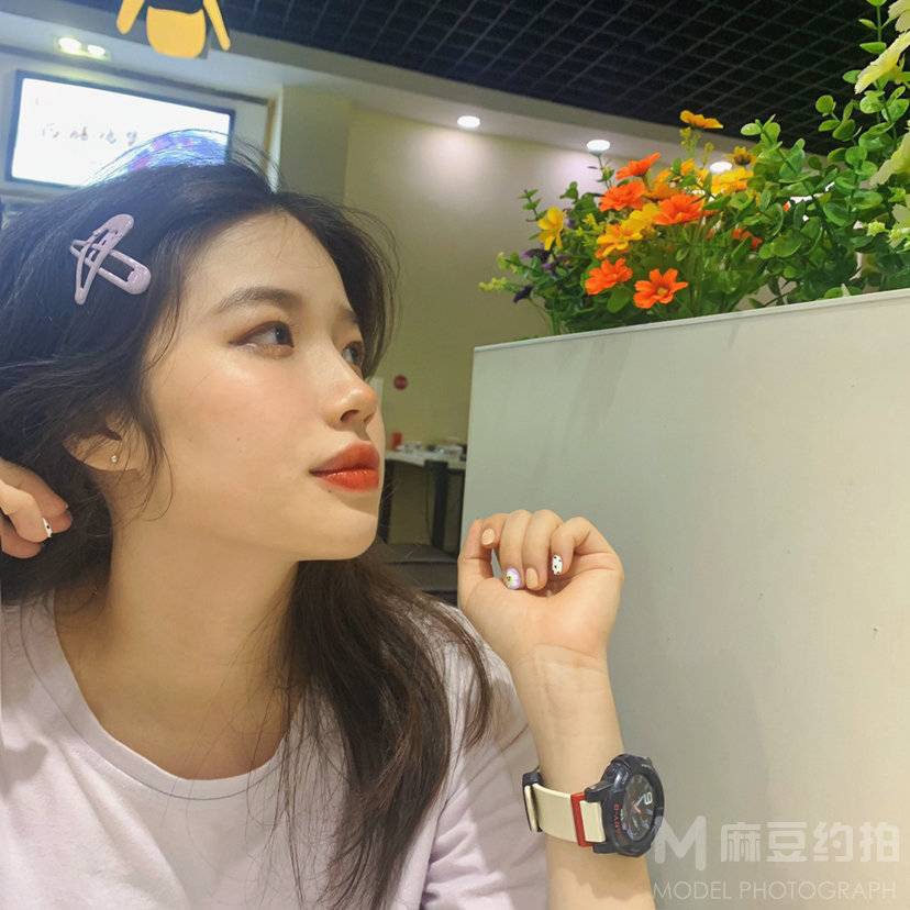 校园模特