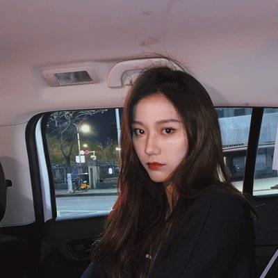 黑白模特