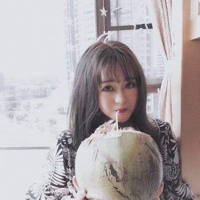 宝丽来模特