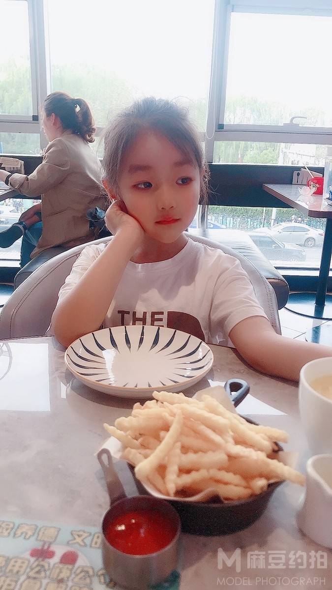 纪实模特