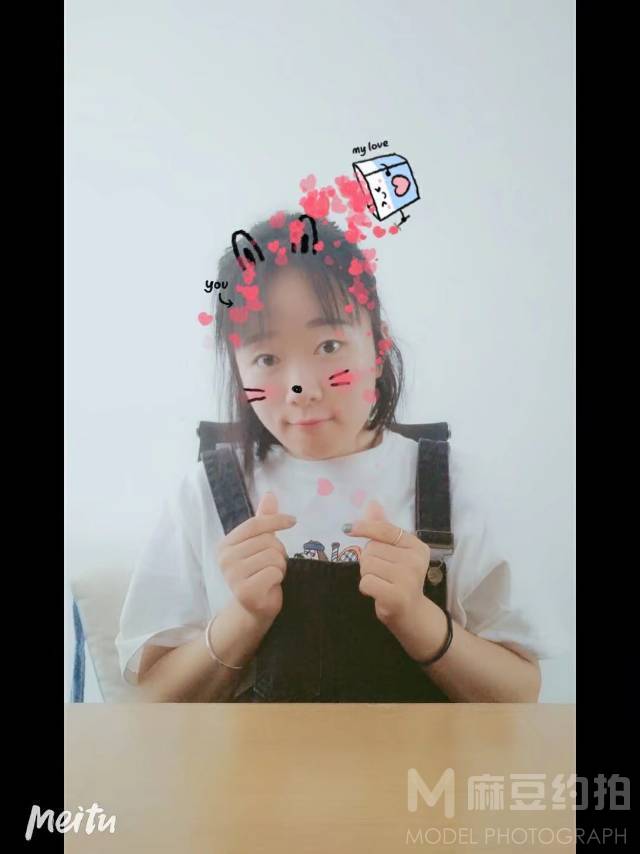 校园模特