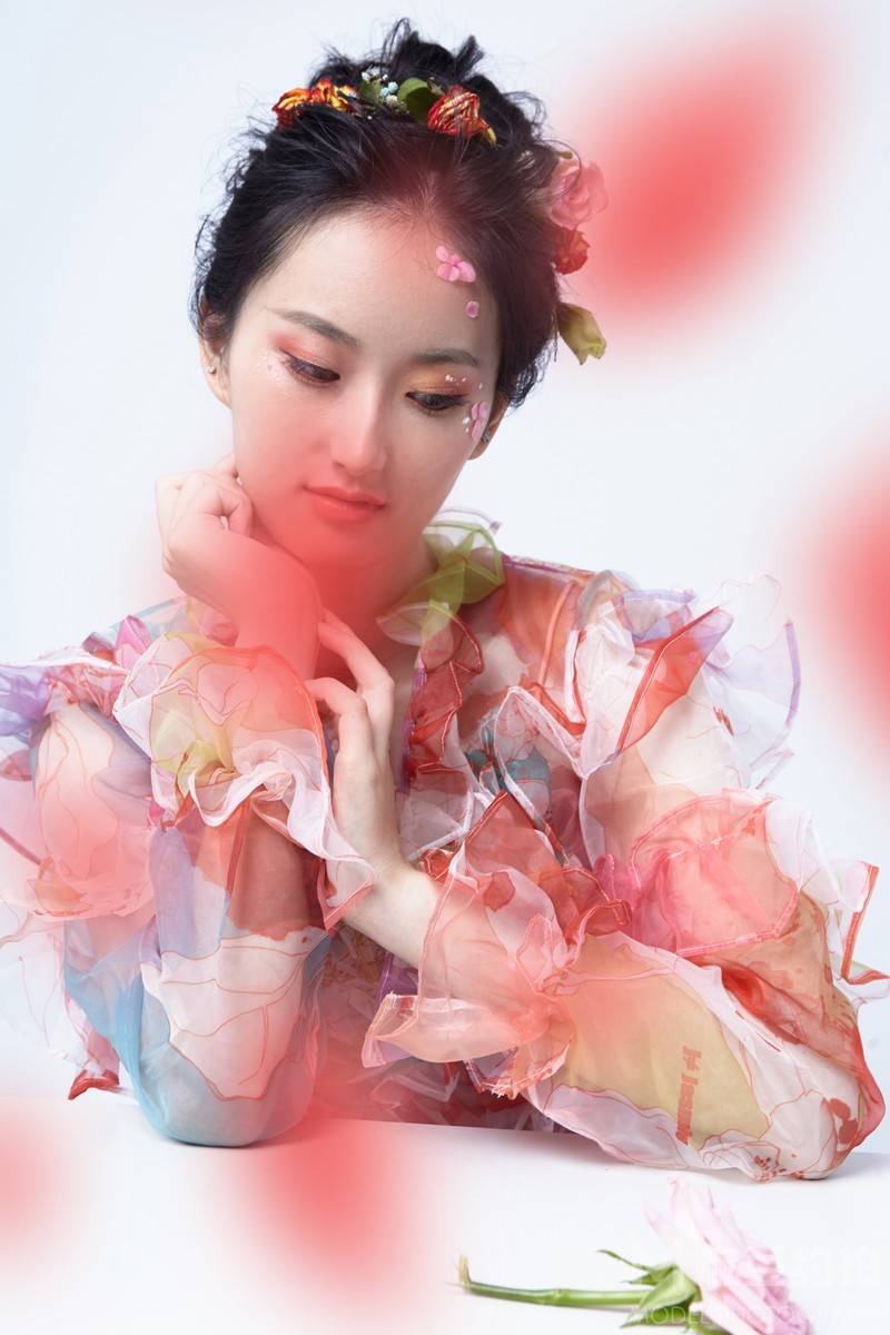 妆容模特