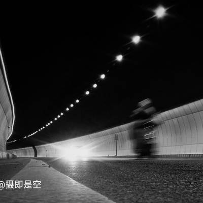黑白模特