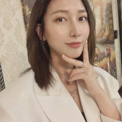 黑白模特