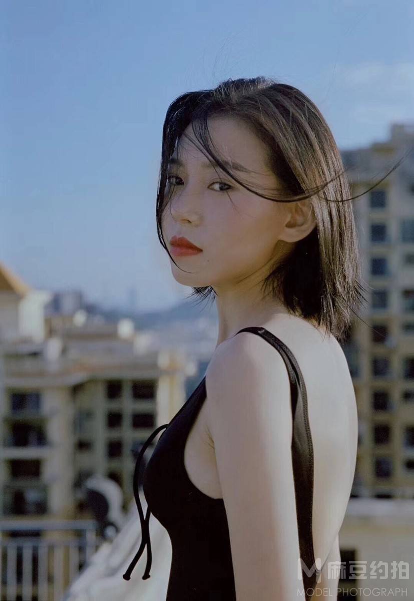 胶片模特