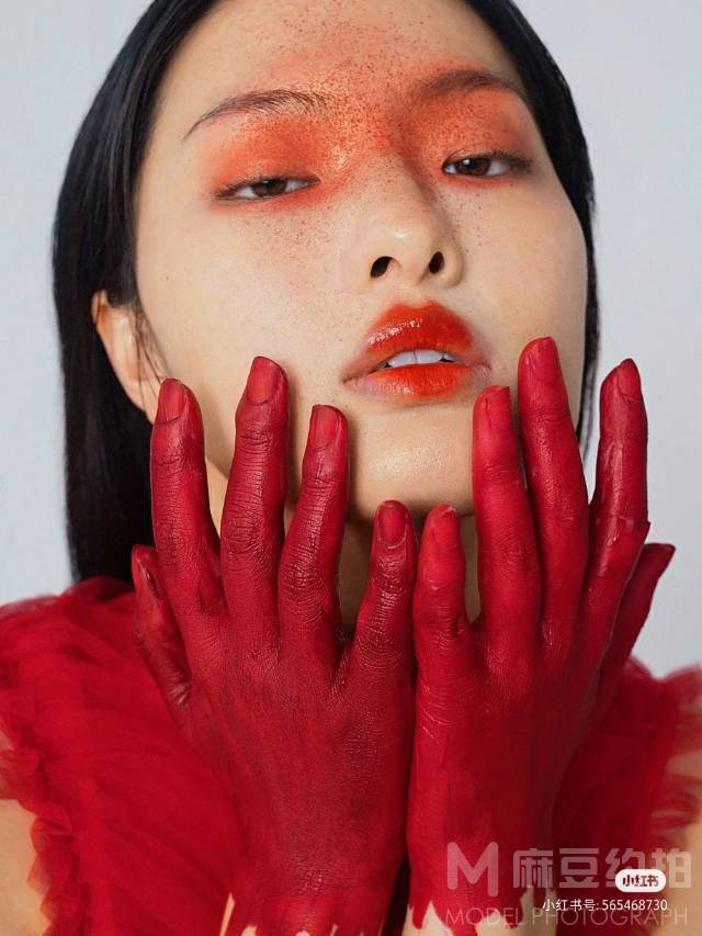 暗黑模特