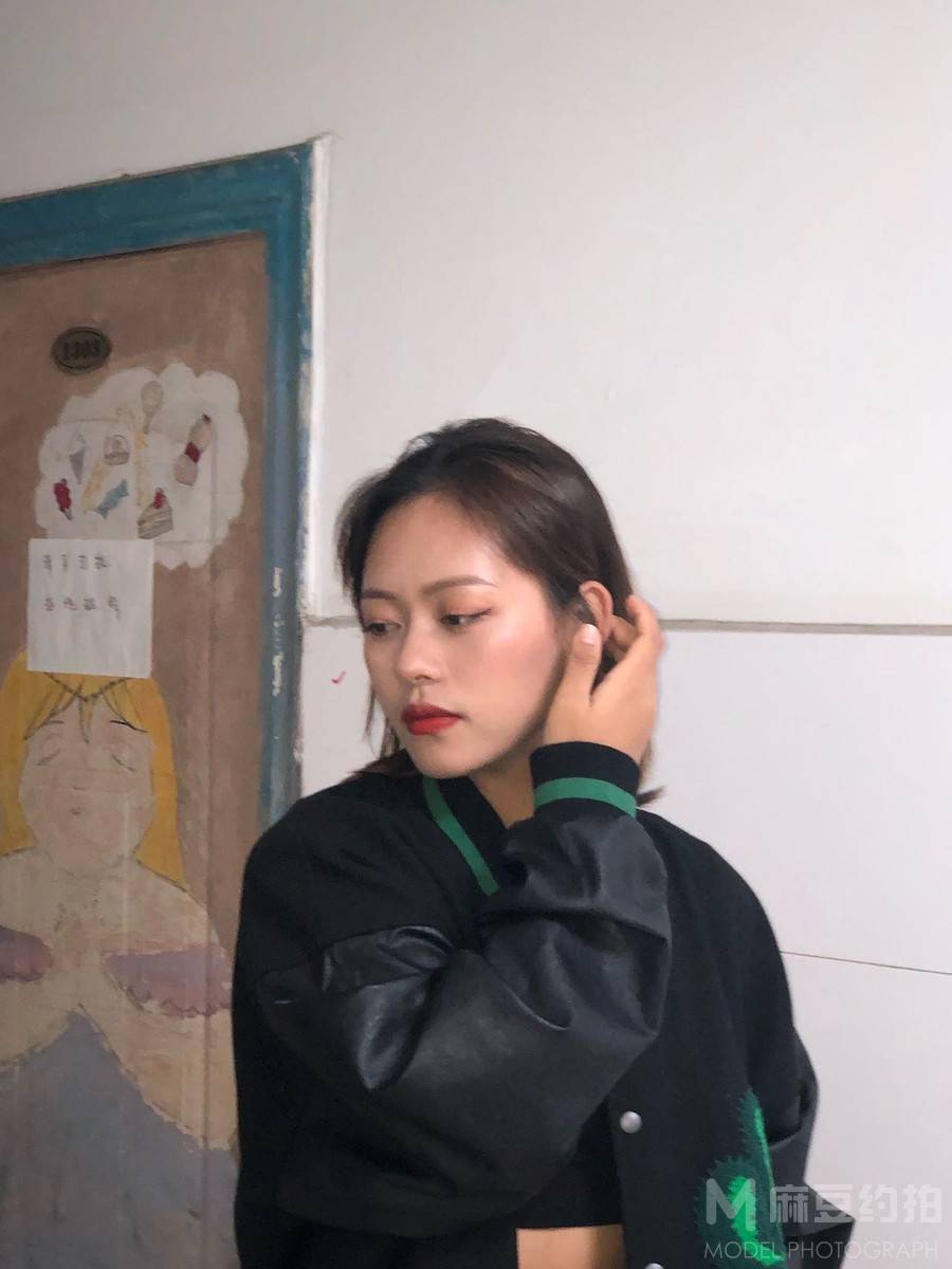 妆容模特