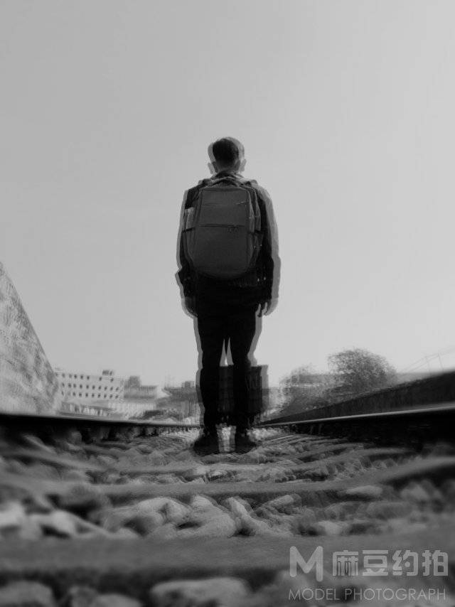 黑白模特