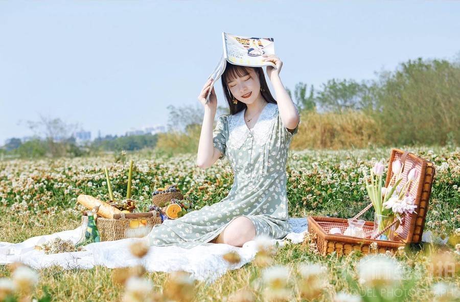 妆容模特