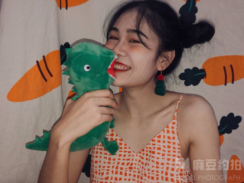 胶片模特