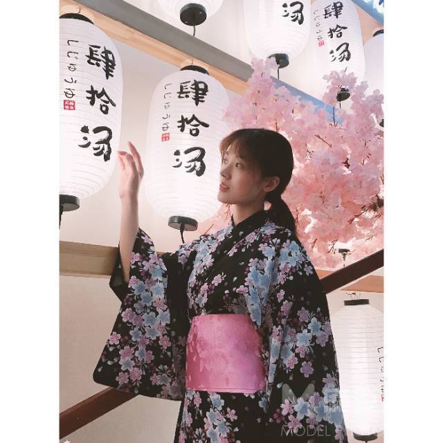 和服模特