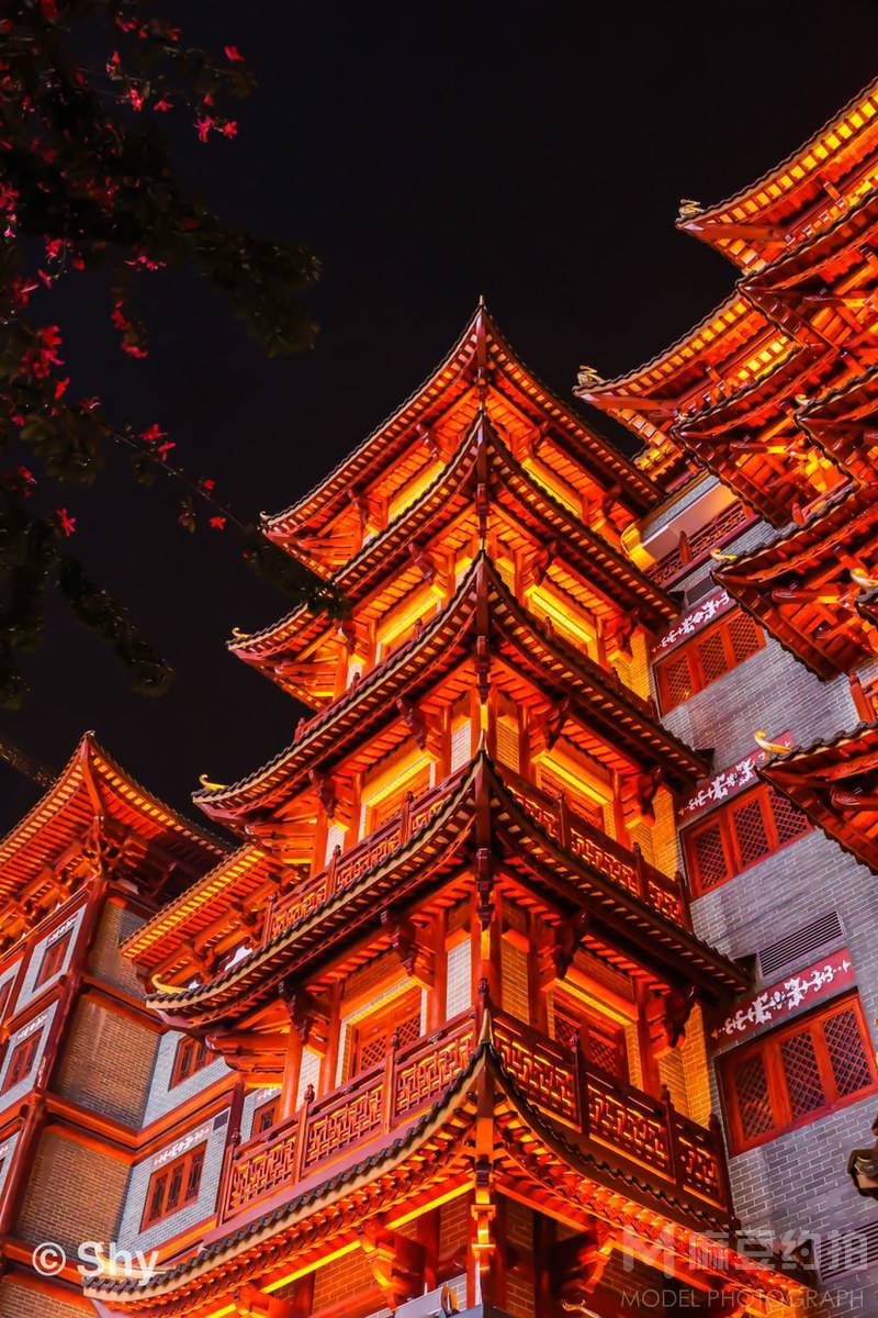 夜景模特