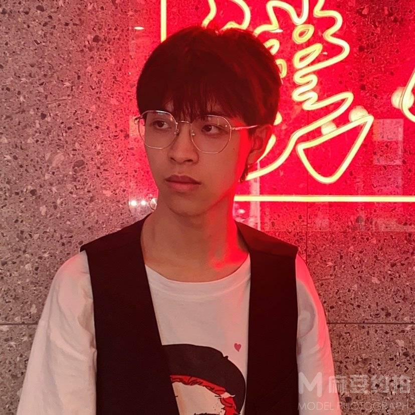 情侣模特